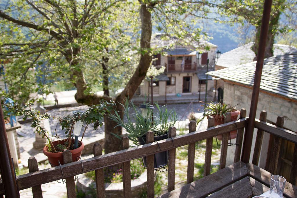 Napoleon Zaglis Guesthouse Kalarítai Exterior foto